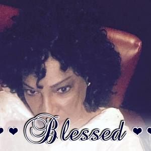 Meet your Posher, Beverly